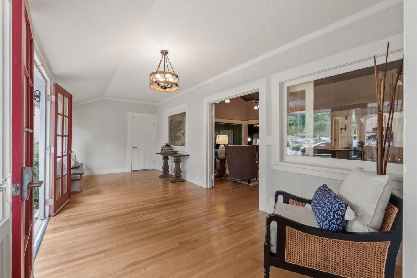 Detail Gallery Image 8 of 67 For 1690 Cordilleras Rd, Redwood City,  CA 94062 - 5 Beds | 5 Baths