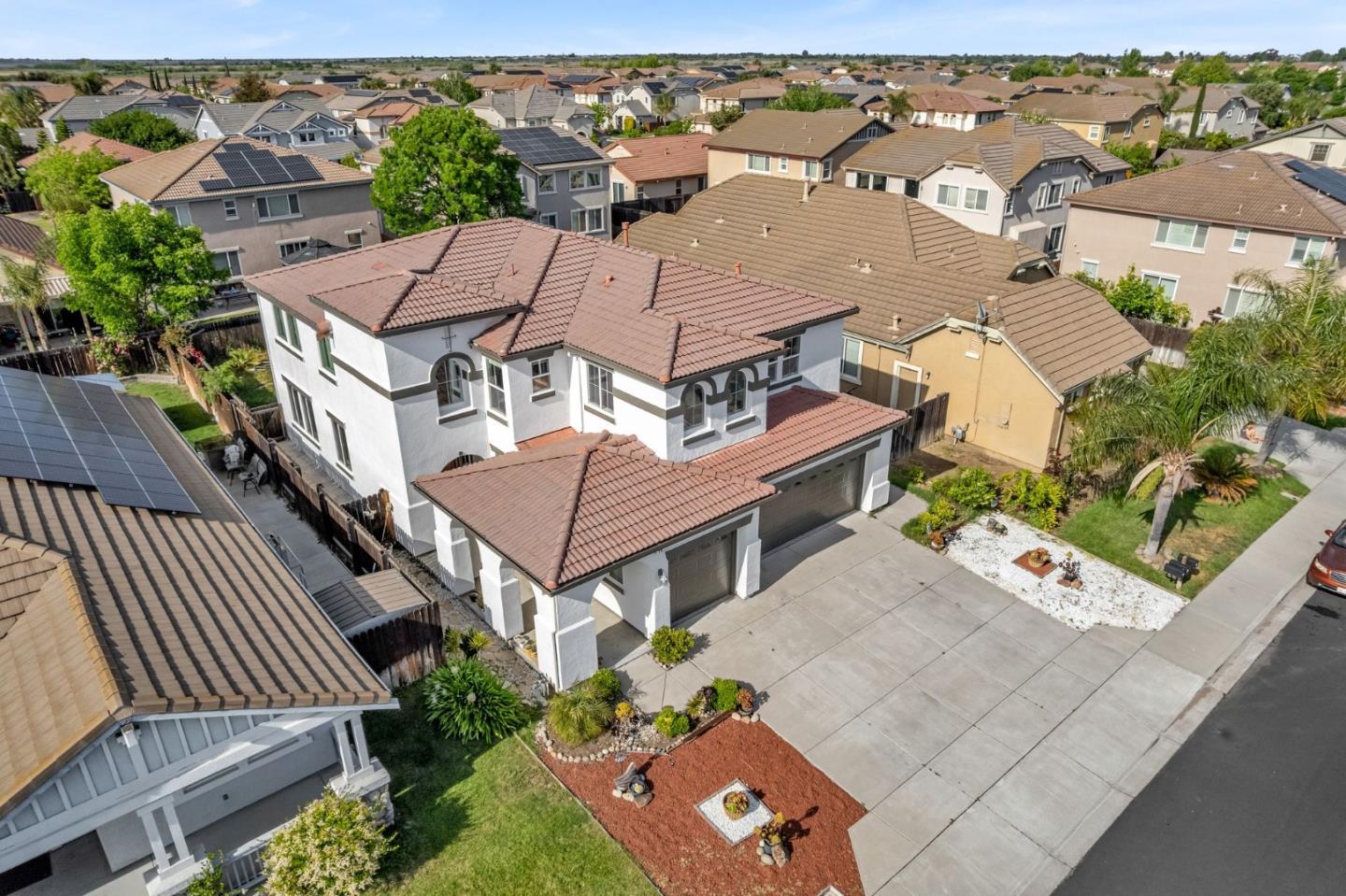 Detail Gallery Image 49 of 84 For 14 Bramante Ct, Oakley,  CA 94561 - 5 Beds | 3 Baths