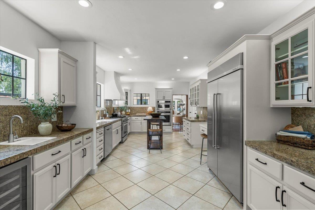 Detail Gallery Image 10 of 30 For 731 5th St, Gilroy,  CA 95020 - 3 Beds | 2/1 Baths