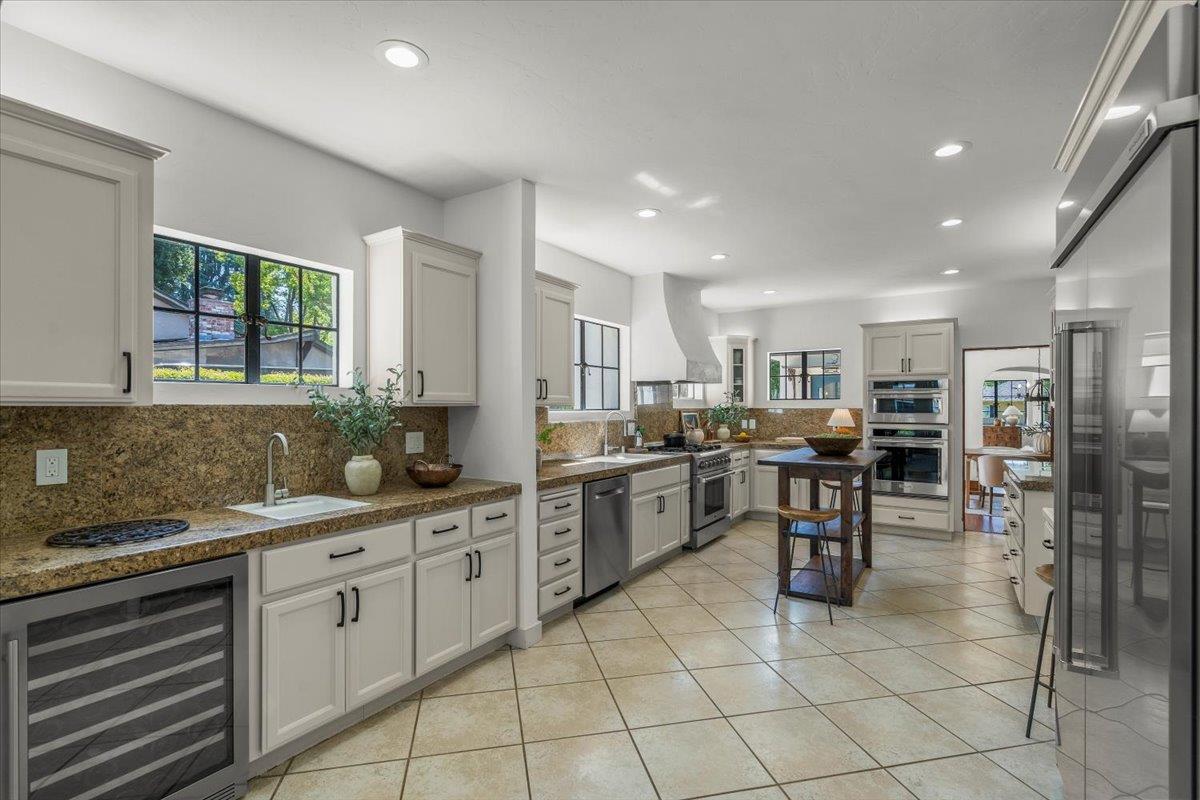 Detail Gallery Image 11 of 30 For 731 5th St, Gilroy,  CA 95020 - 3 Beds | 2/1 Baths