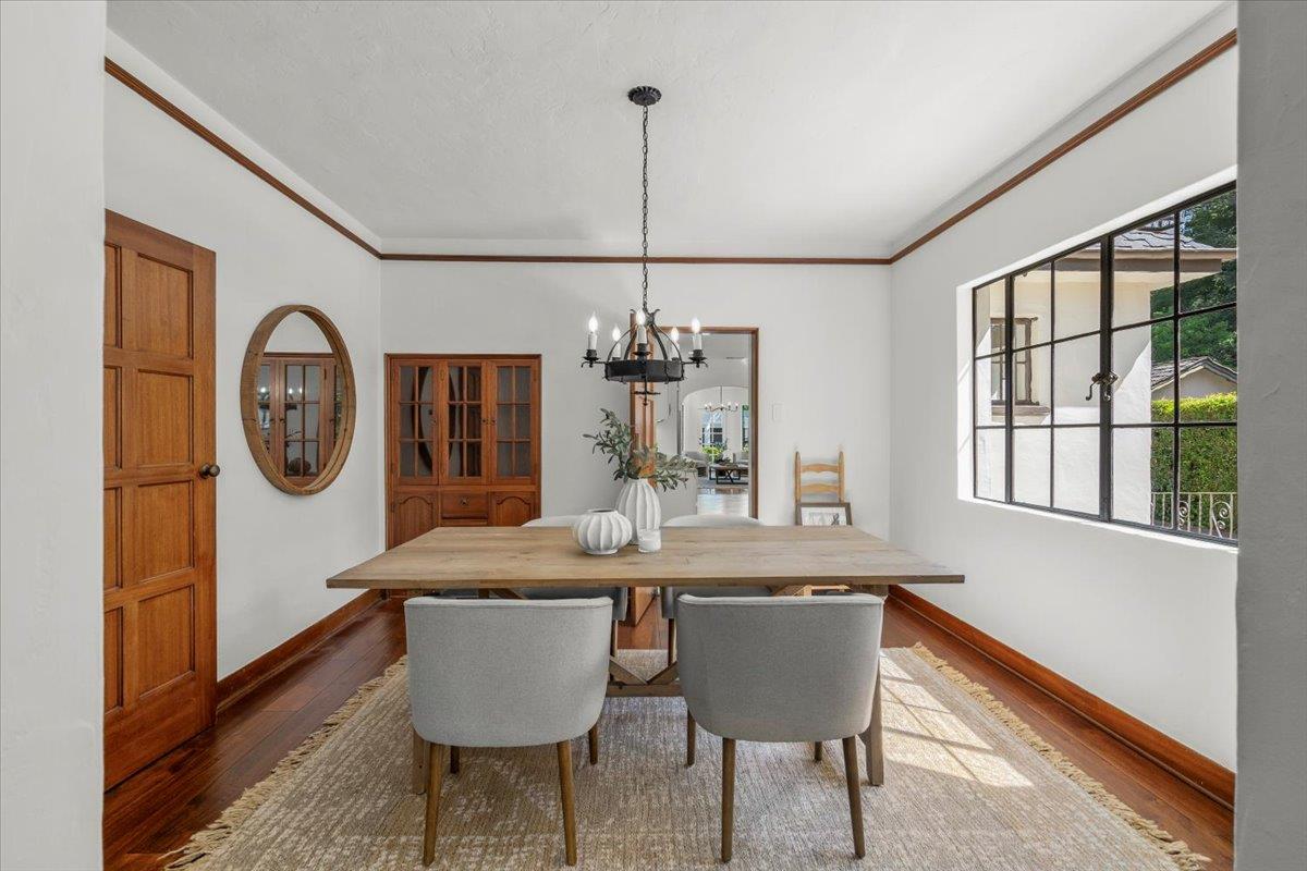 Detail Gallery Image 5 of 30 For 731 5th St, Gilroy,  CA 95020 - 3 Beds | 2/1 Baths