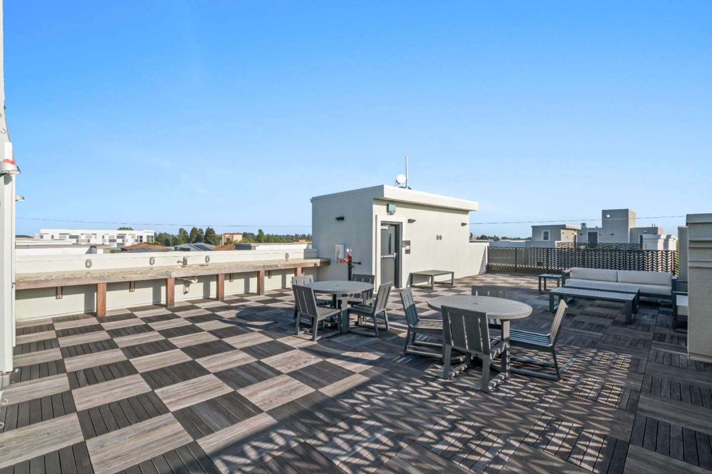Detail Gallery Image 33 of 52 For 2835 5th St, Alameda,  CA 94501 - 2 Beds | 2 Baths