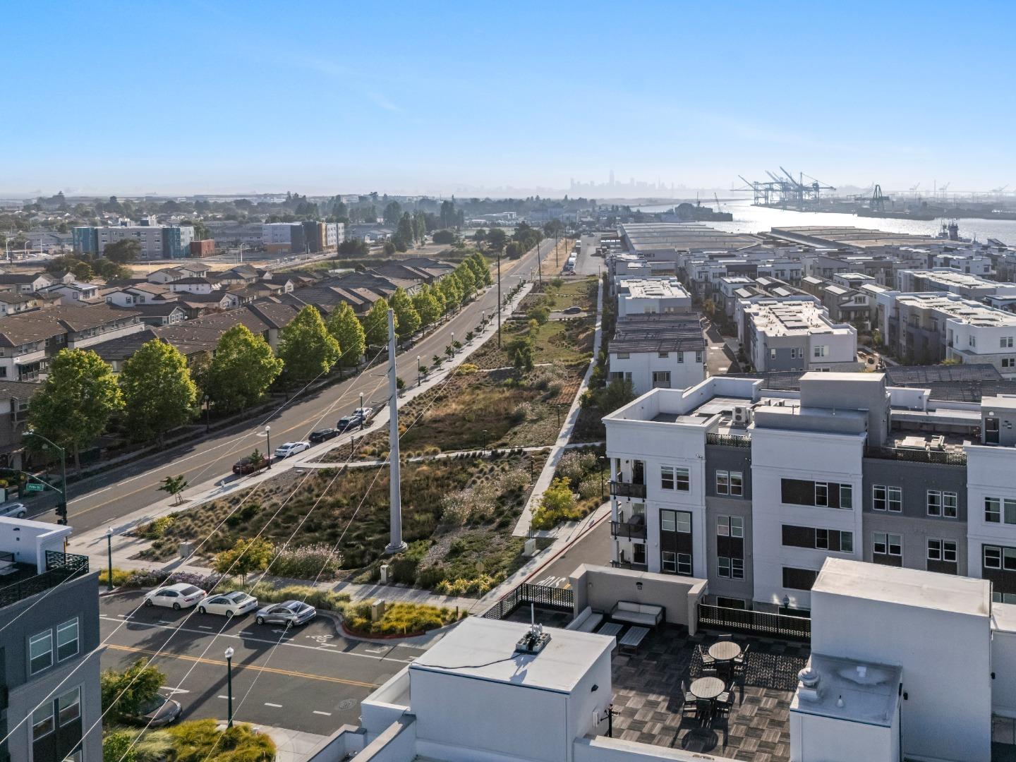 Detail Gallery Image 35 of 52 For 2835 5th St, Alameda,  CA 94501 - 2 Beds | 2 Baths