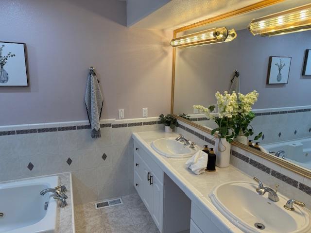Detail Gallery Image 21 of 36 For 4450 Silva Ave, San Jose,  CA 95118 - 3 Beds | 2 Baths