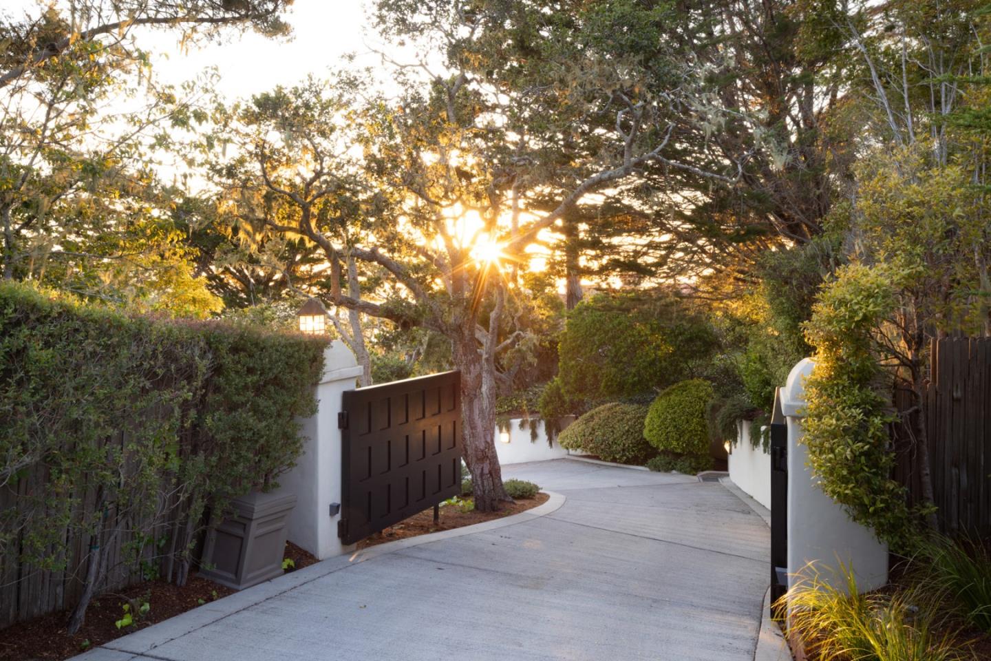 Detail Gallery Image 24 of 24 For 1238 Padre Ln, Pebble Beach,  CA 93953 - 8 Beds | 8/1 Baths