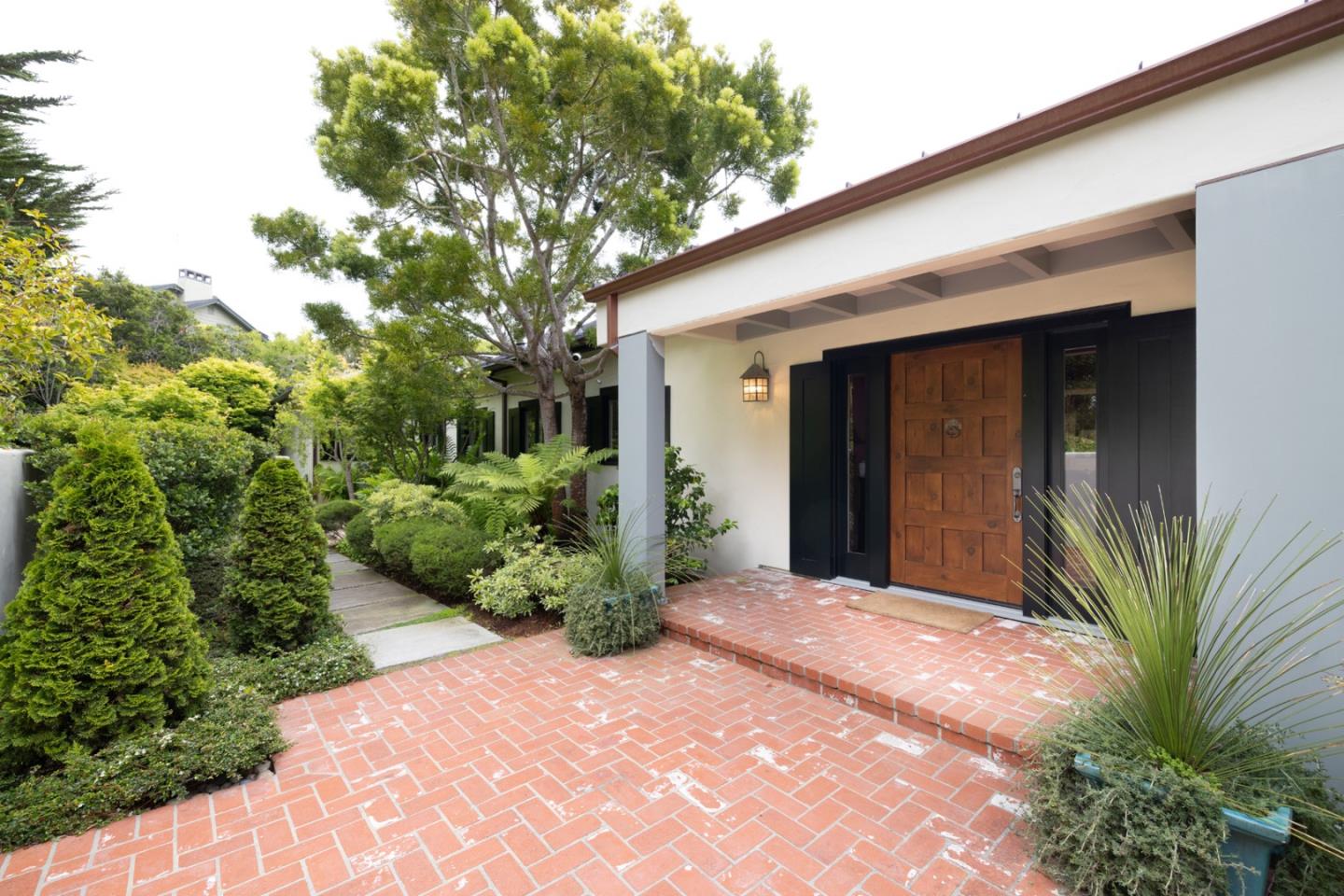 Detail Gallery Image 3 of 24 For 1238 Padre Ln, Pebble Beach,  CA 93953 - 8 Beds | 8/1 Baths