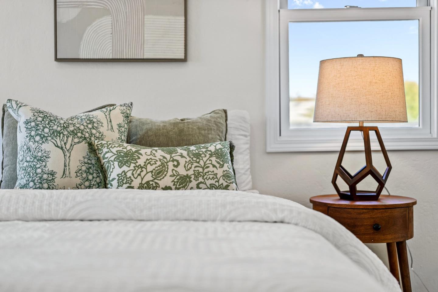 Detail Gallery Image 14 of 42 For 227 Center Ave, Aptos,  CA 95003 - 3 Beds | 2/1 Baths