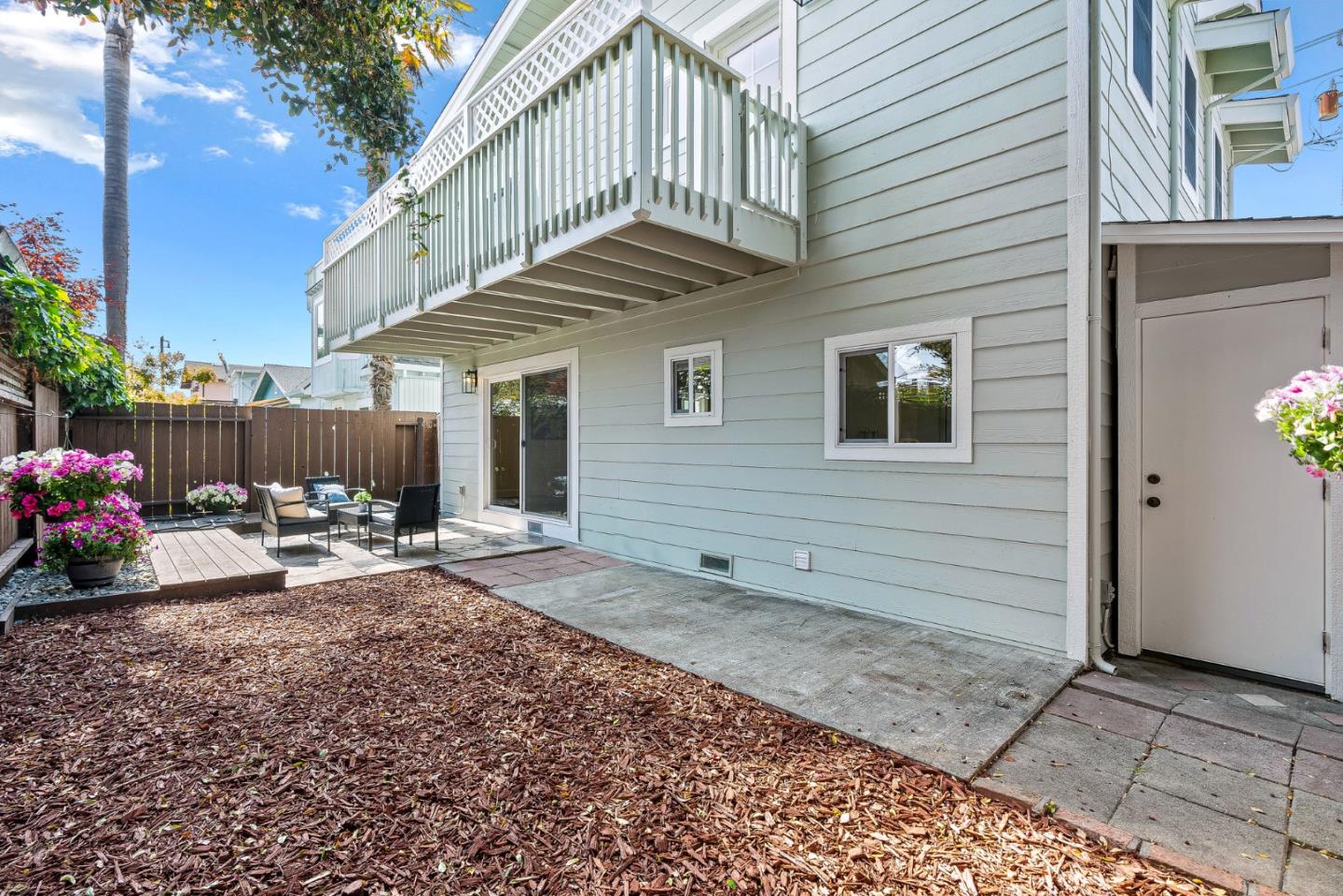 Detail Gallery Image 27 of 42 For 227 Center Ave, Aptos,  CA 95003 - 3 Beds | 2/1 Baths