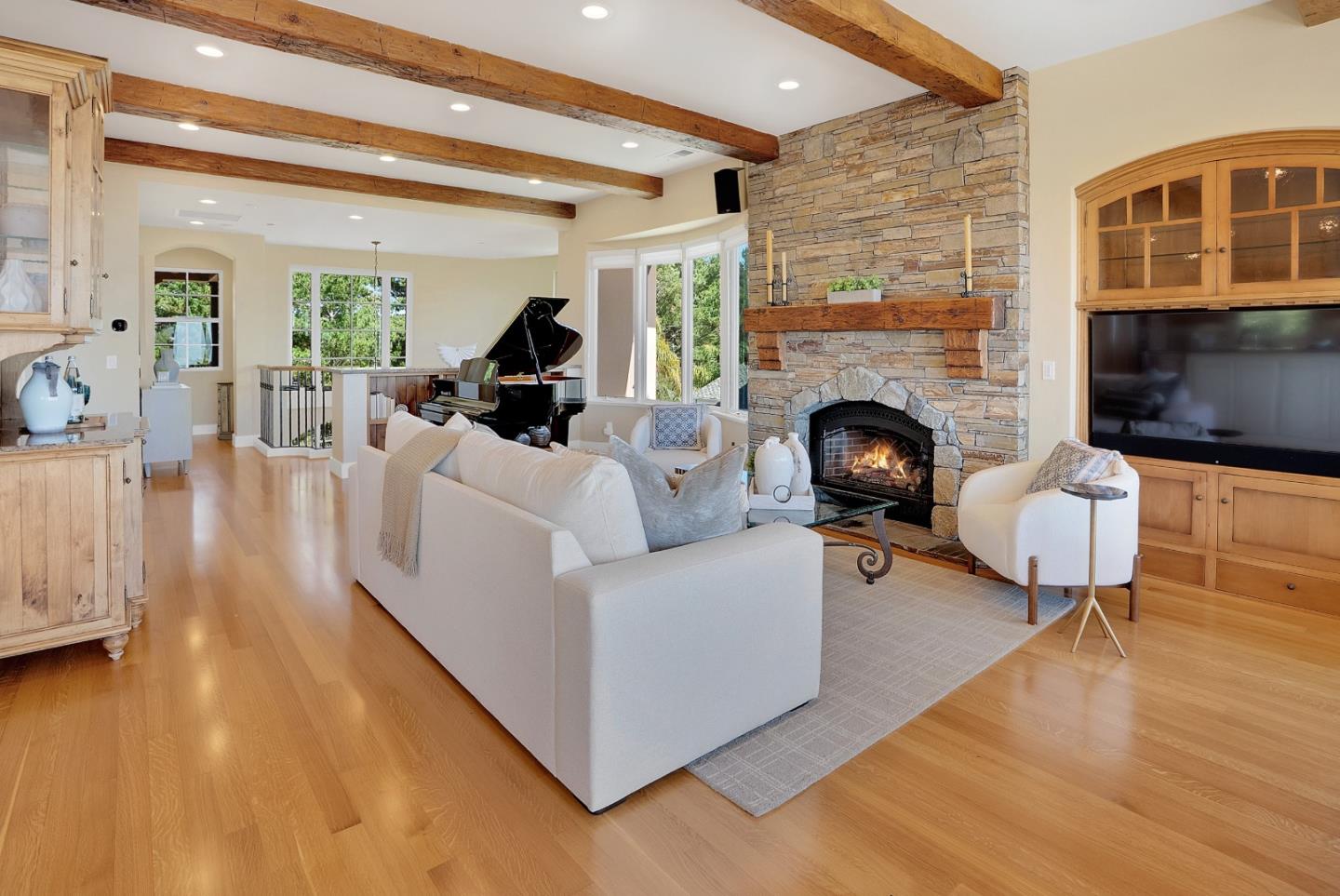 Detail Gallery Image 10 of 71 For 188 Zanzibar Dr, Aptos,  CA 95003 - 3 Beds | 3/1 Baths