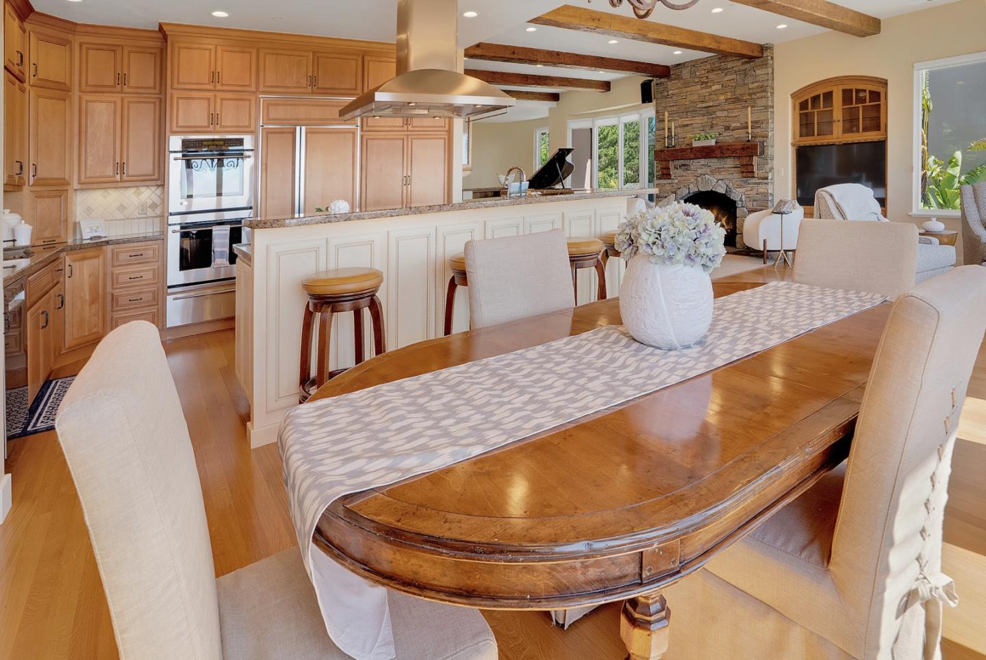 Detail Gallery Image 14 of 71 For 188 Zanzibar Dr, Aptos,  CA 95003 - 3 Beds | 3/1 Baths