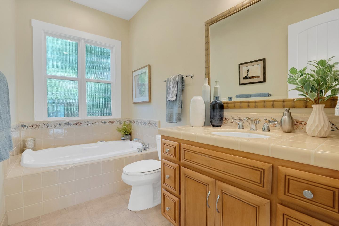 Detail Gallery Image 38 of 71 For 188 Zanzibar Dr, Aptos,  CA 95003 - 3 Beds | 3/1 Baths