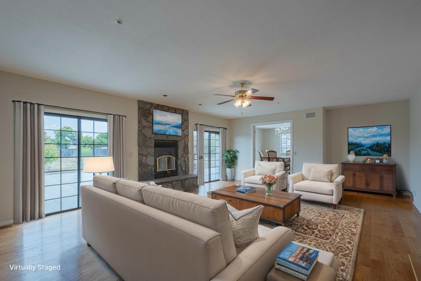 Detail Gallery Image 3 of 61 For 21220 Valle San Juan Dr, Salinas,  CA 93907 - 3 Beds | 3 Baths