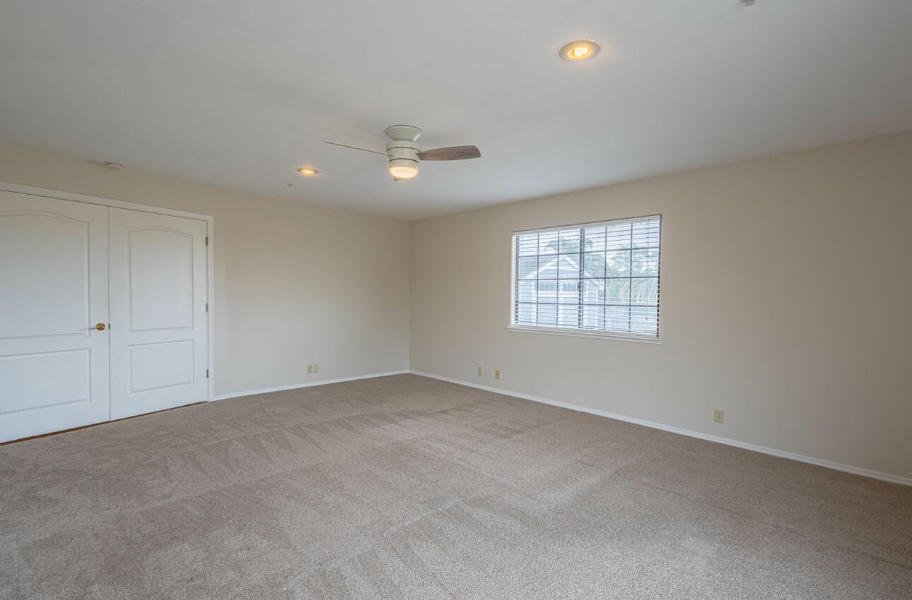Detail Gallery Image 34 of 61 For 21220 Valle San Juan Dr, Salinas,  CA 93907 - 3 Beds | 3 Baths