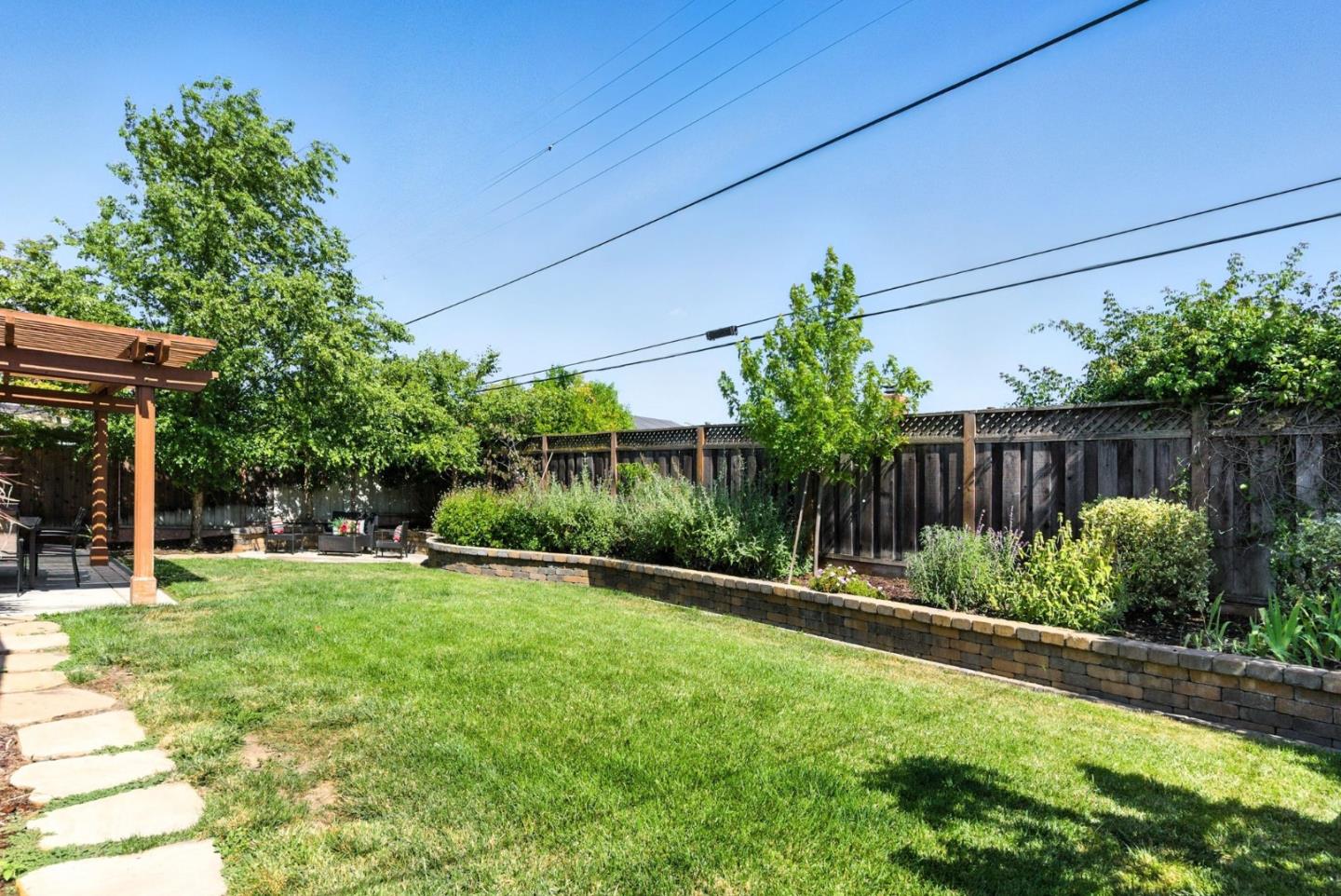 Detail Gallery Image 31 of 51 For 1274 Rodney Dr, San Jose,  CA 95118 - 3 Beds | 2 Baths
