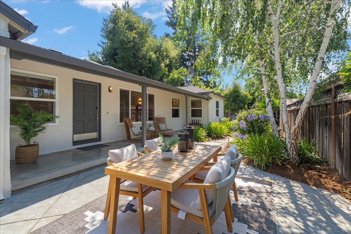 Detail Gallery Image 5 of 30 For 197 S Leigh Ave, Campbell,  CA 95008 - 3 Beds | 2 Baths
