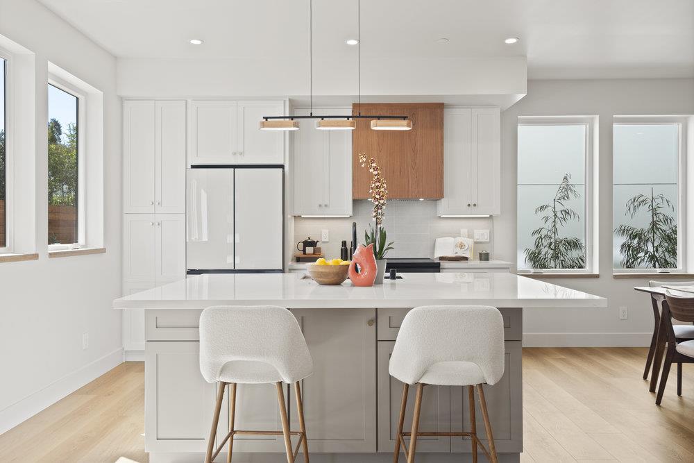 Detail Gallery Image 5 of 26 For 213 Fairmount Ave, Santa Cruz,  CA 95062 - 4 Beds | 2/1 Baths