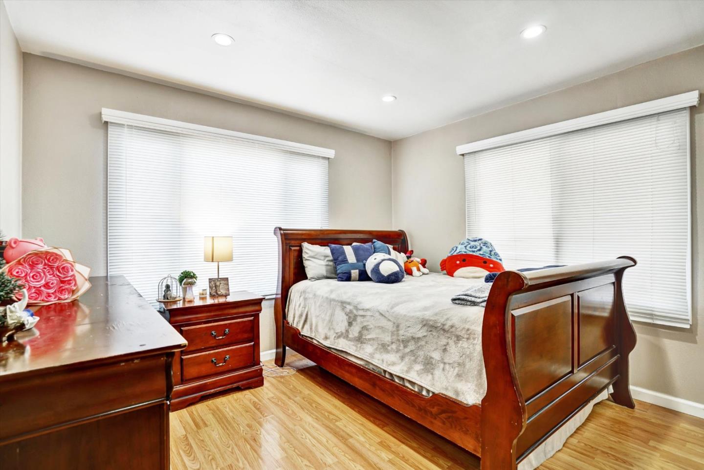 Detail Gallery Image 13 of 18 For 15820 S Harlan Rd #22,  Lathrop,  CA 95330 - 4 Beds | 2 Baths