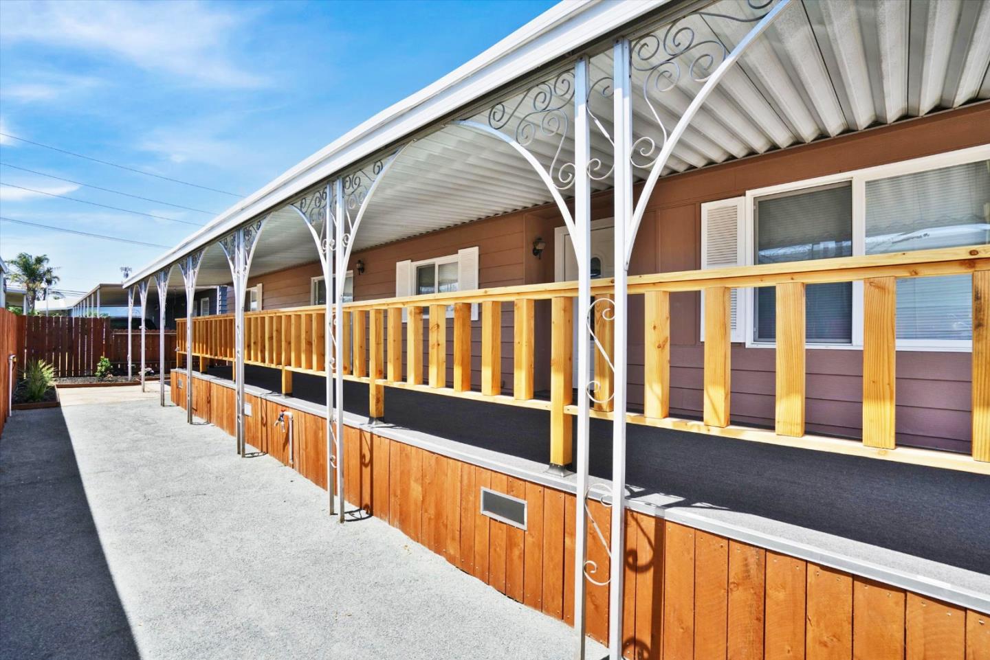 Detail Gallery Image 4 of 18 For 15820 S Harlan Rd #22,  Lathrop,  CA 95330 - 4 Beds | 2 Baths