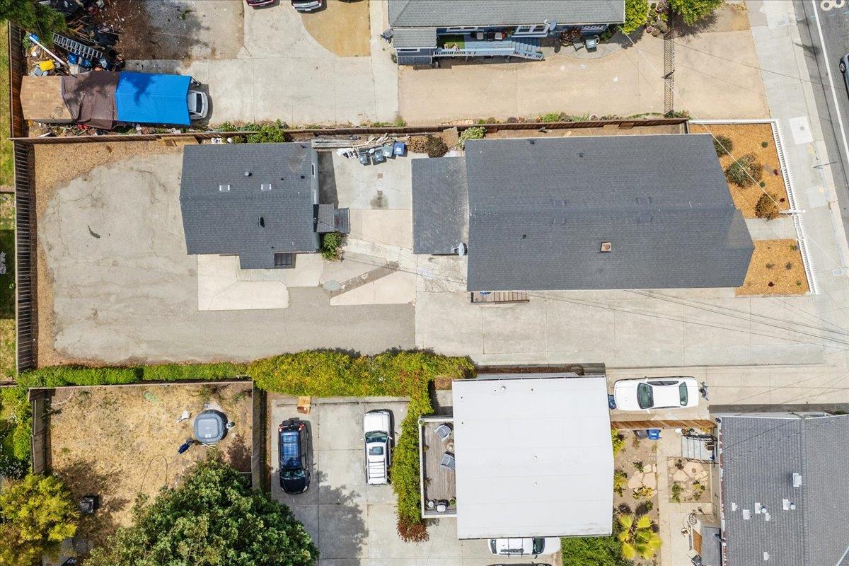 Detail Gallery Image 30 of 32 For 412- 412.5 Broadway, Santa Cruz,  CA 95060 - 3 Beds | 1 Baths