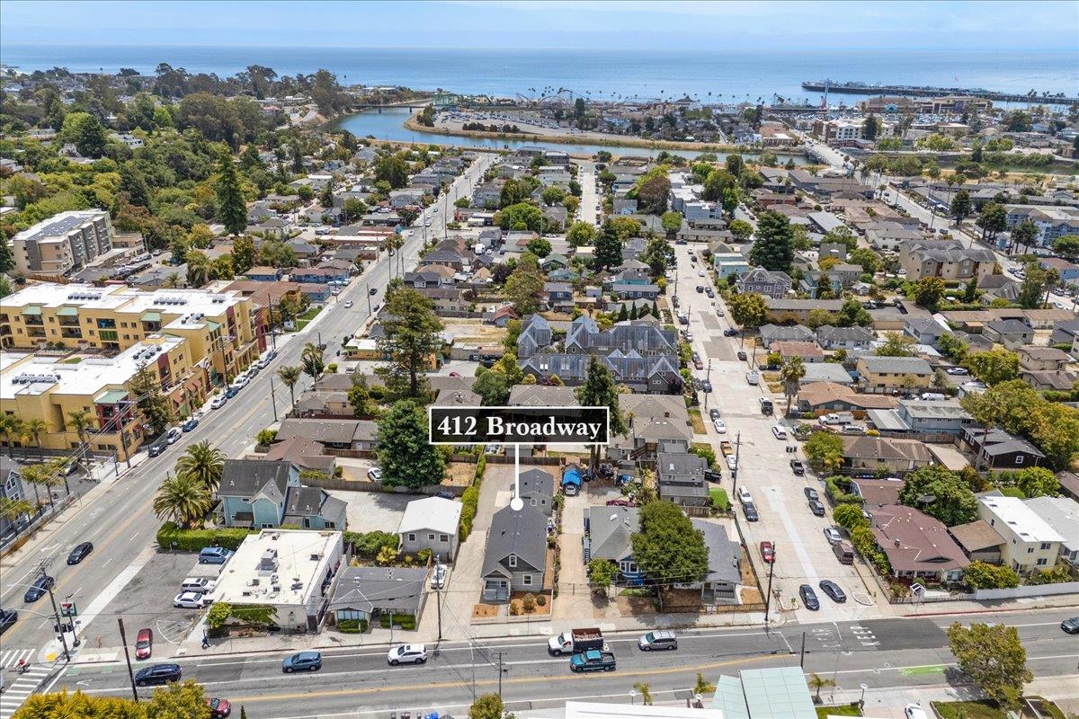 Detail Gallery Image 31 of 32 For 412- 412.5 Broadway, Santa Cruz,  CA 95060 - 3 Beds | 1 Baths