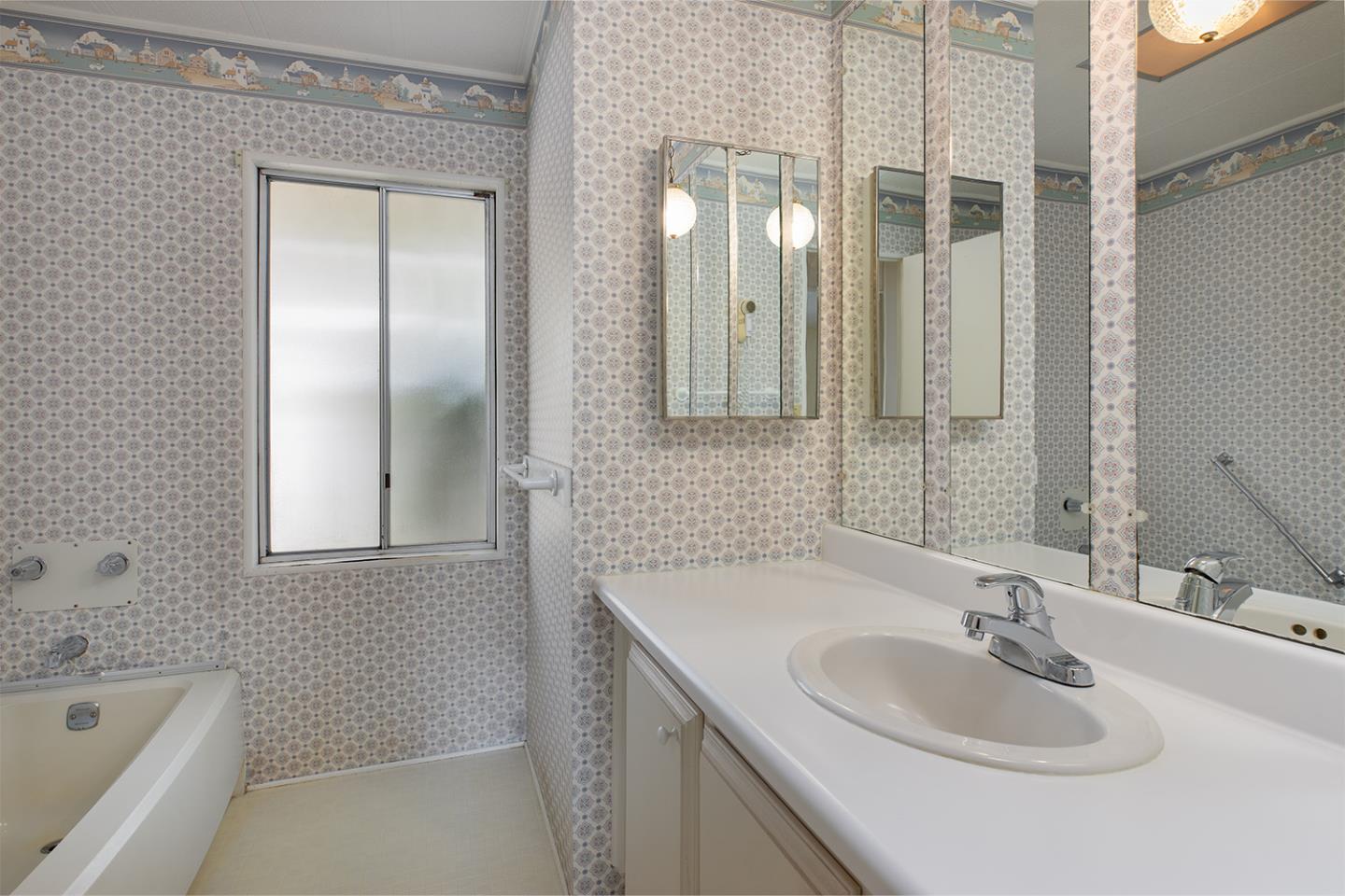 Detail Gallery Image 27 of 48 For 2395 Delaware Ave #126,  Santa Cruz,  CA 95060 - 3 Beds | 2 Baths