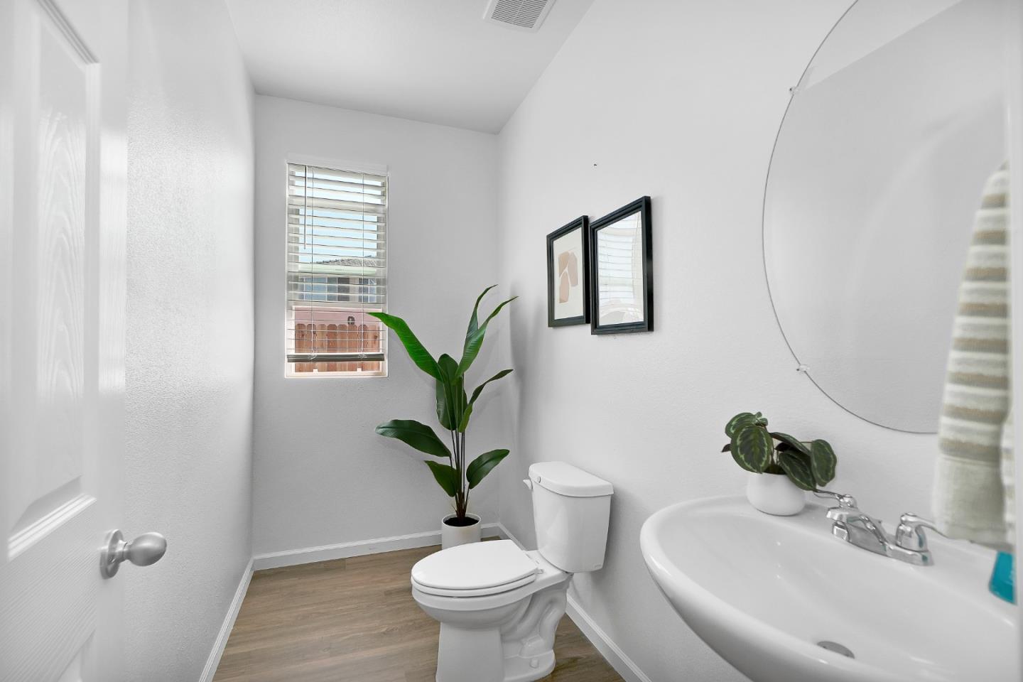 Detail Gallery Image 9 of 48 For 4535 Bitter St, Antioch,  CA 94531 - 4 Beds | 2/1 Baths