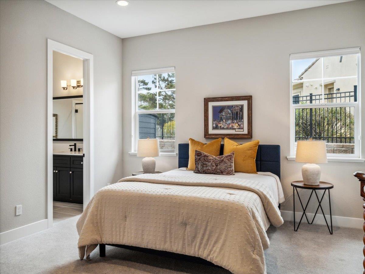 Detail Gallery Image 17 of 56 For 1767 Fairway Ct, Seaside,  CA 93955 - 4 Beds | 4/1 Baths