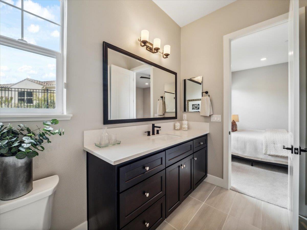 Detail Gallery Image 18 of 56 For 1767 Fairway Ct, Seaside,  CA 93955 - 4 Beds | 4/1 Baths