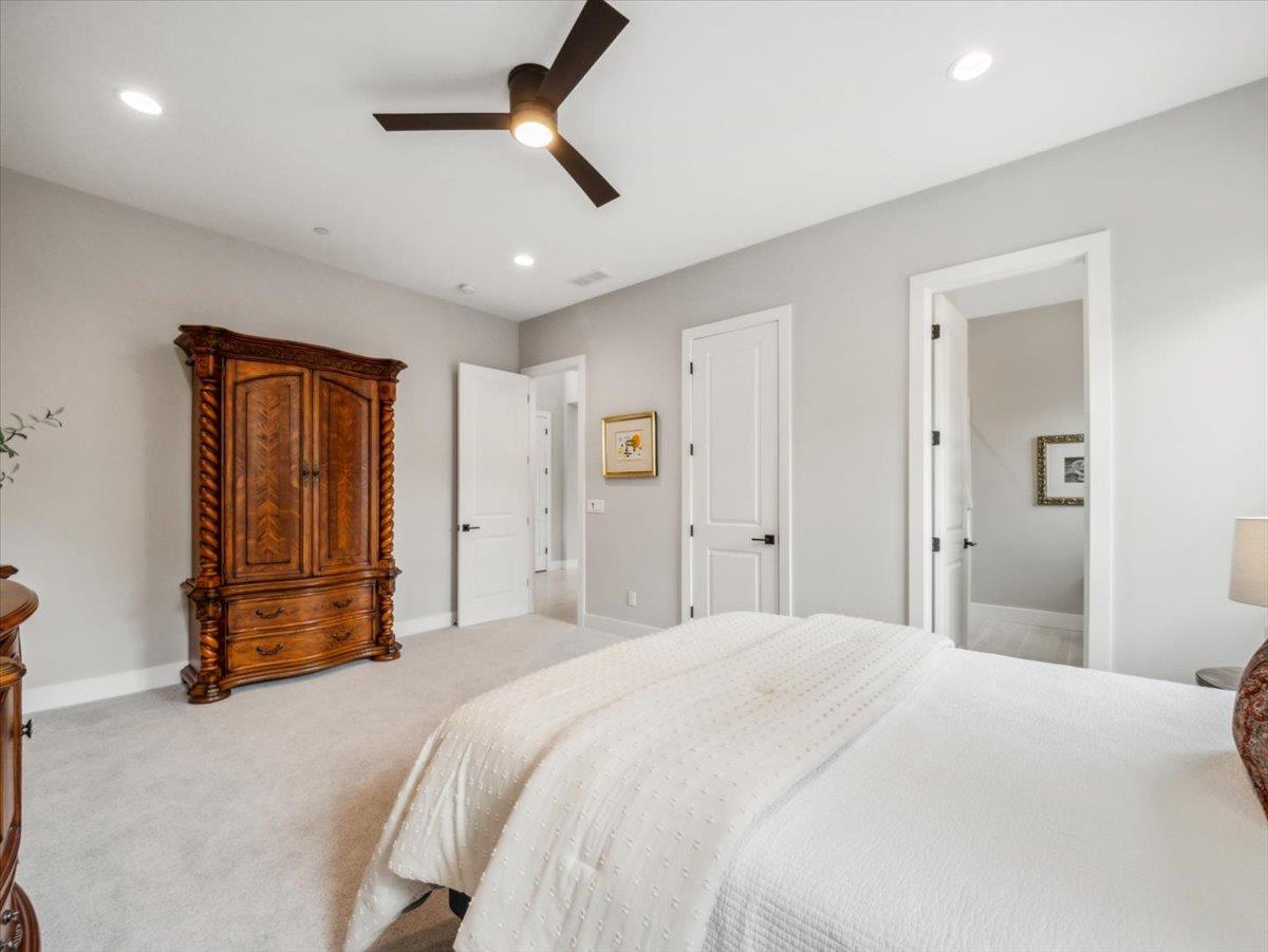 Detail Gallery Image 19 of 56 For 1767 Fairway Ct, Seaside,  CA 93955 - 4 Beds | 4/1 Baths