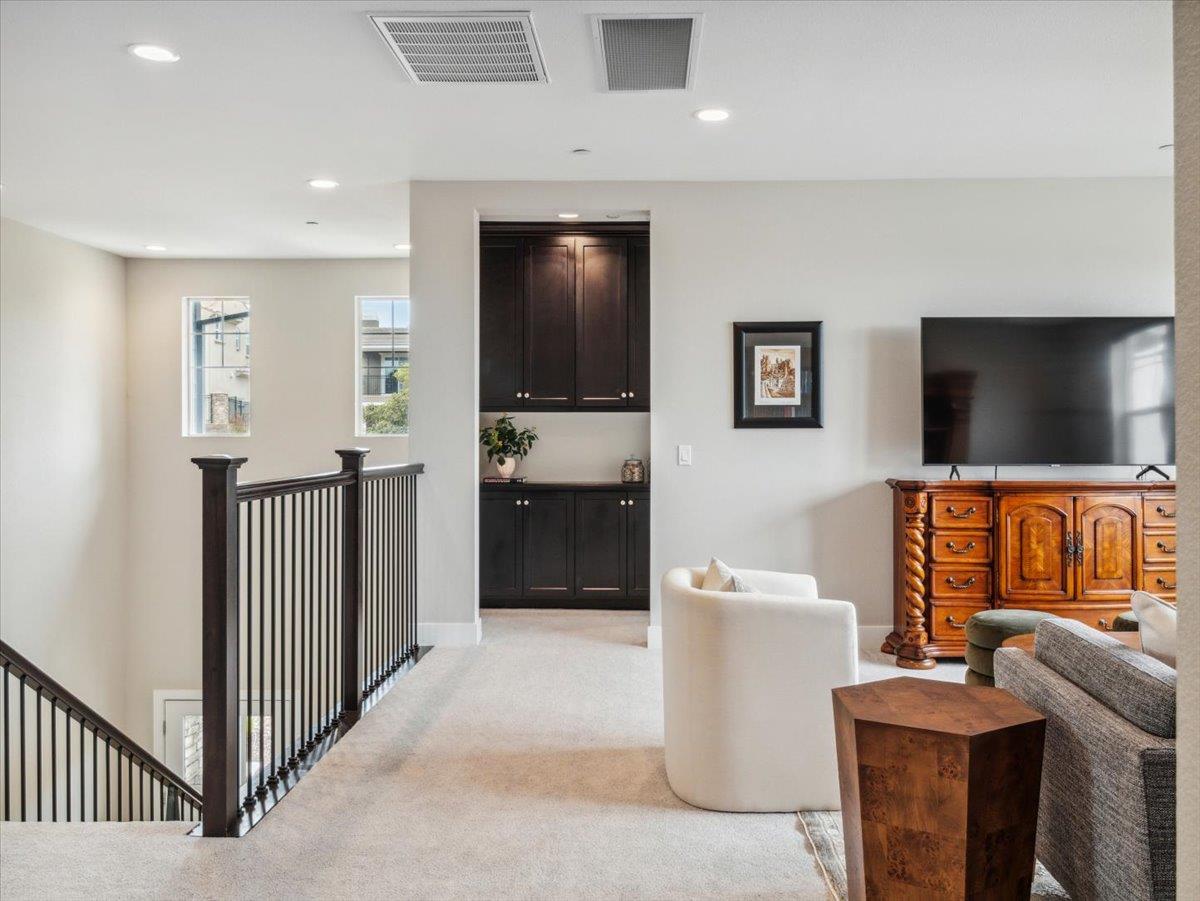 Detail Gallery Image 28 of 56 For 1767 Fairway Ct, Seaside,  CA 93955 - 4 Beds | 4/1 Baths