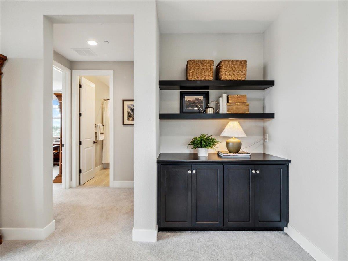 Detail Gallery Image 32 of 56 For 1767 Fairway Ct, Seaside,  CA 93955 - 4 Beds | 4/1 Baths