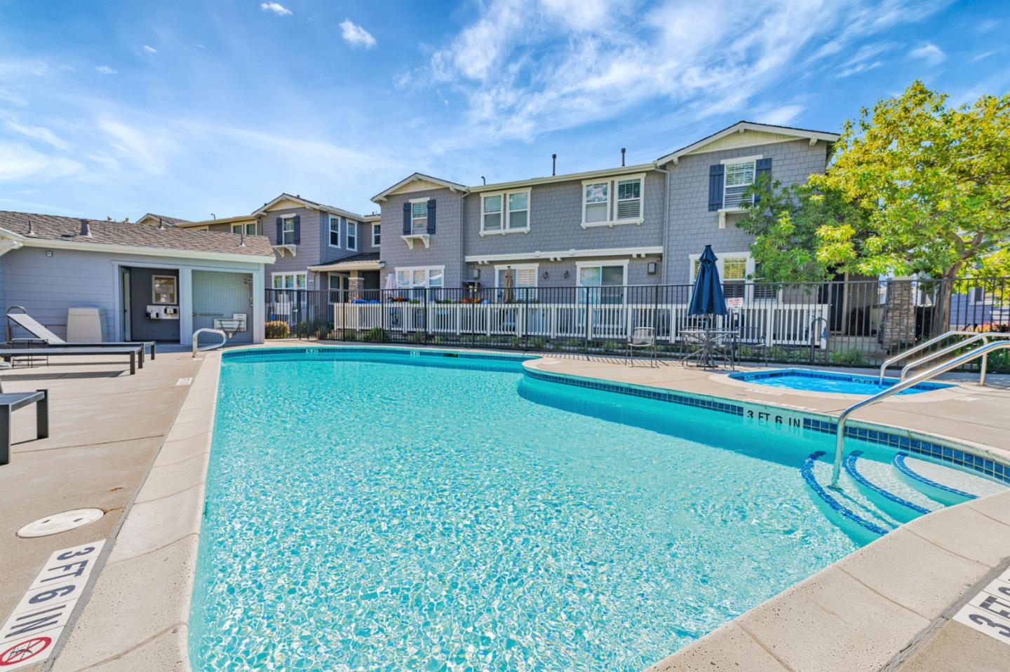 Detail Gallery Image 34 of 38 For 100 Live Oak Way #104,  Belmont,  CA 94002 - 2 Beds | 2/1 Baths