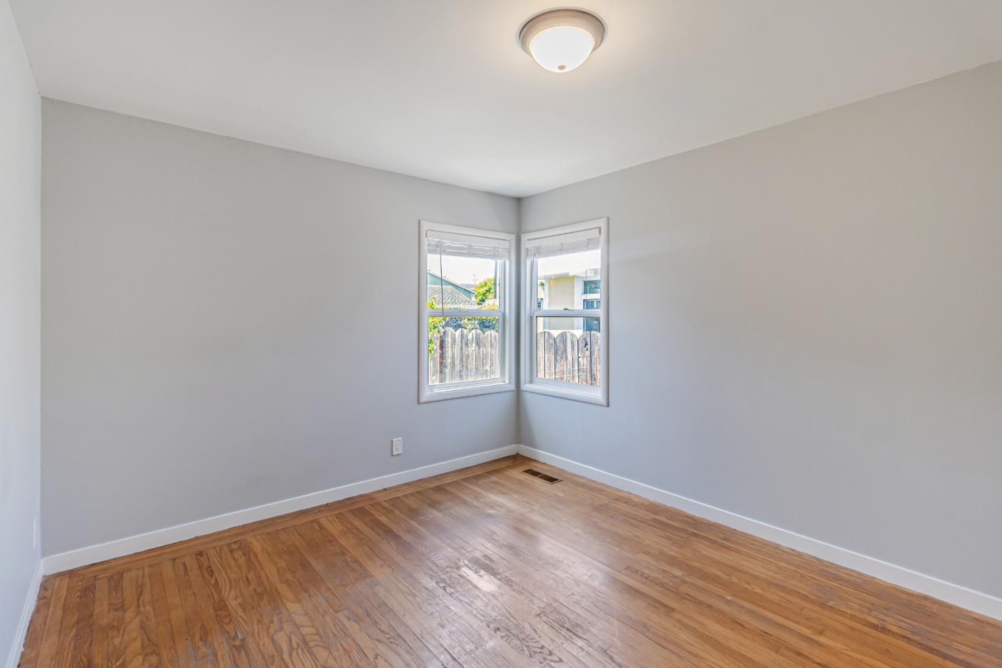 Detail Gallery Image 18 of 42 For 624 Filbert St, Half Moon Bay,  CA 94019 - 2 Beds | 1 Baths