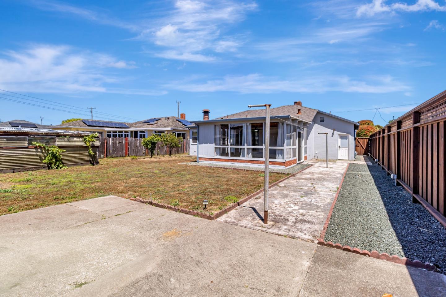 Detail Gallery Image 27 of 42 For 624 Filbert St, Half Moon Bay,  CA 94019 - 2 Beds | 1 Baths