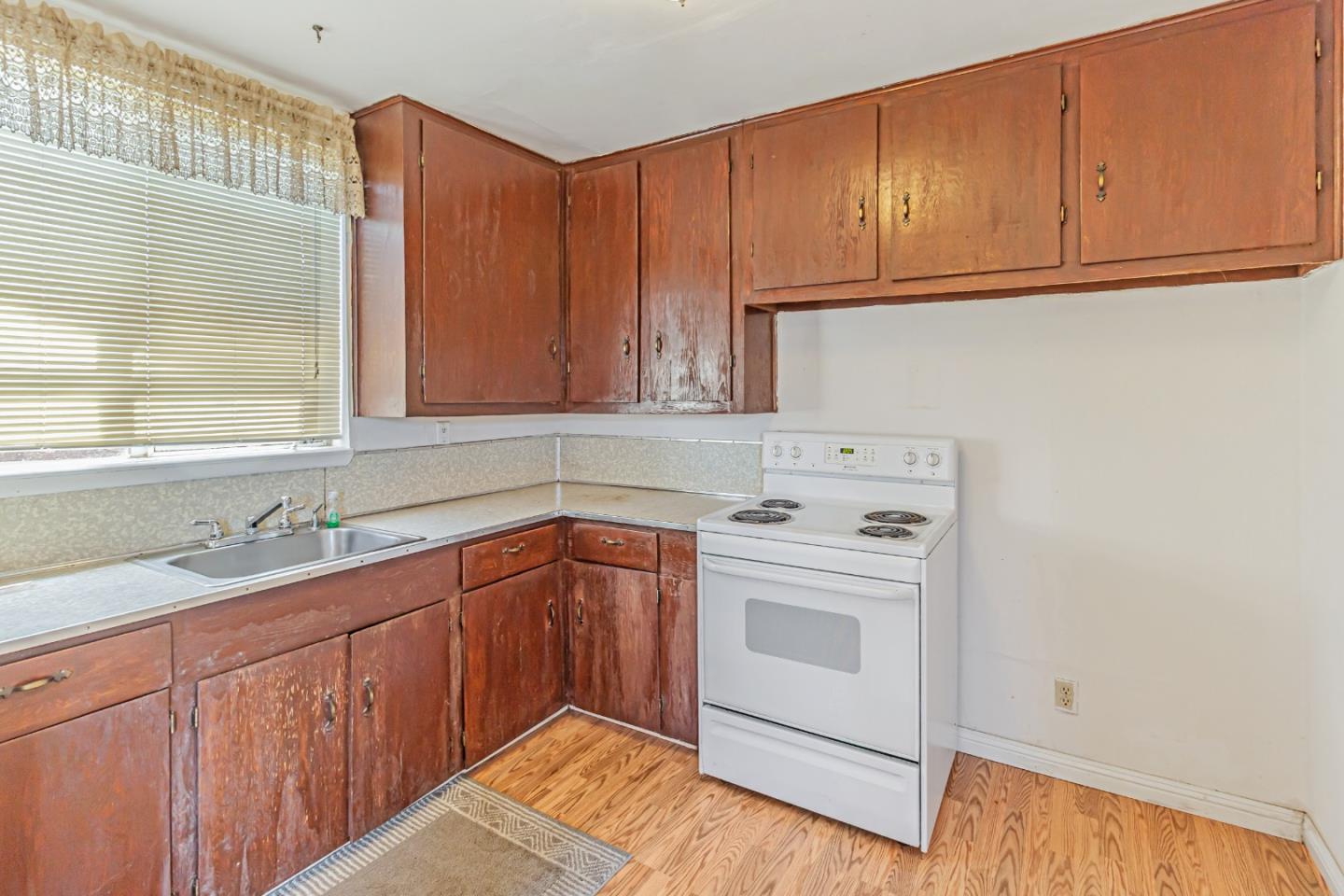 Detail Gallery Image 33 of 42 For 624 Filbert St, Half Moon Bay,  CA 94019 - 2 Beds | 1 Baths