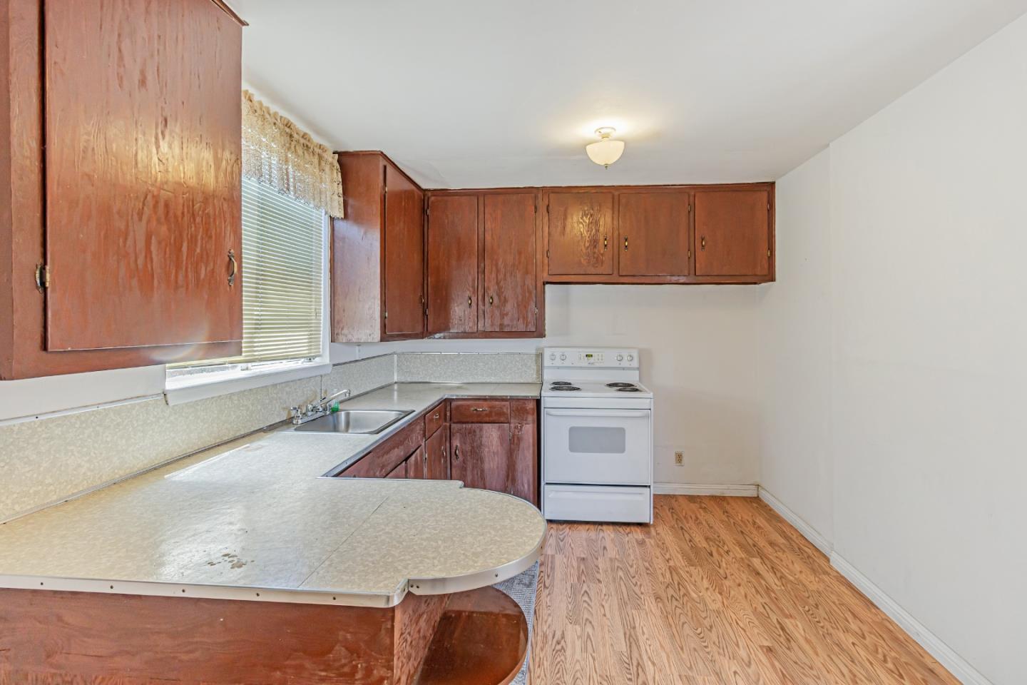 Detail Gallery Image 35 of 42 For 624 Filbert St, Half Moon Bay,  CA 94019 - 2 Beds | 1 Baths