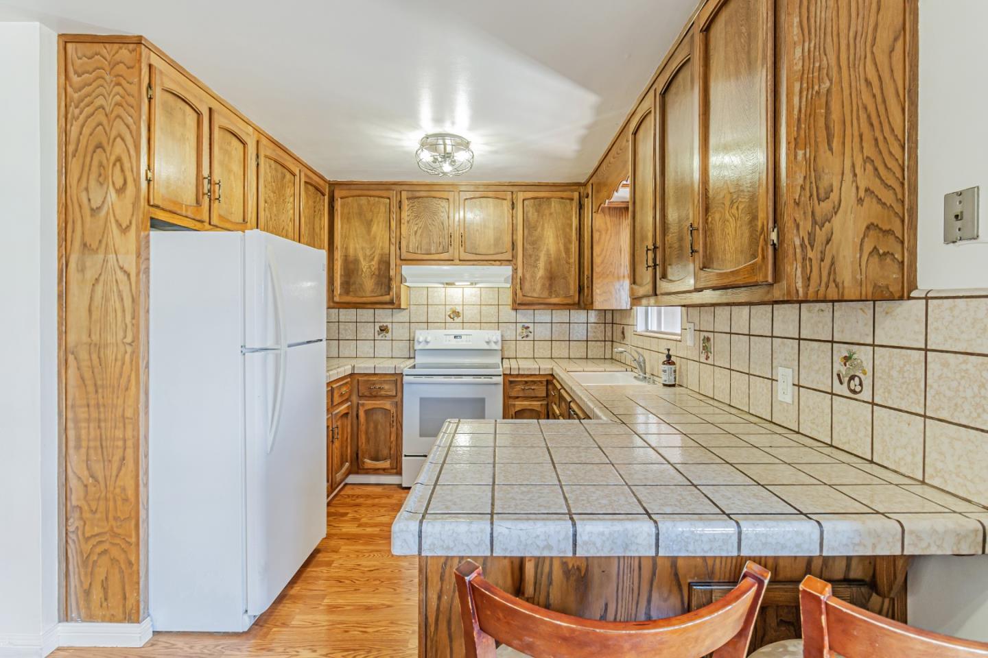 Detail Gallery Image 8 of 42 For 624 Filbert St, Half Moon Bay,  CA 94019 - 2 Beds | 1 Baths