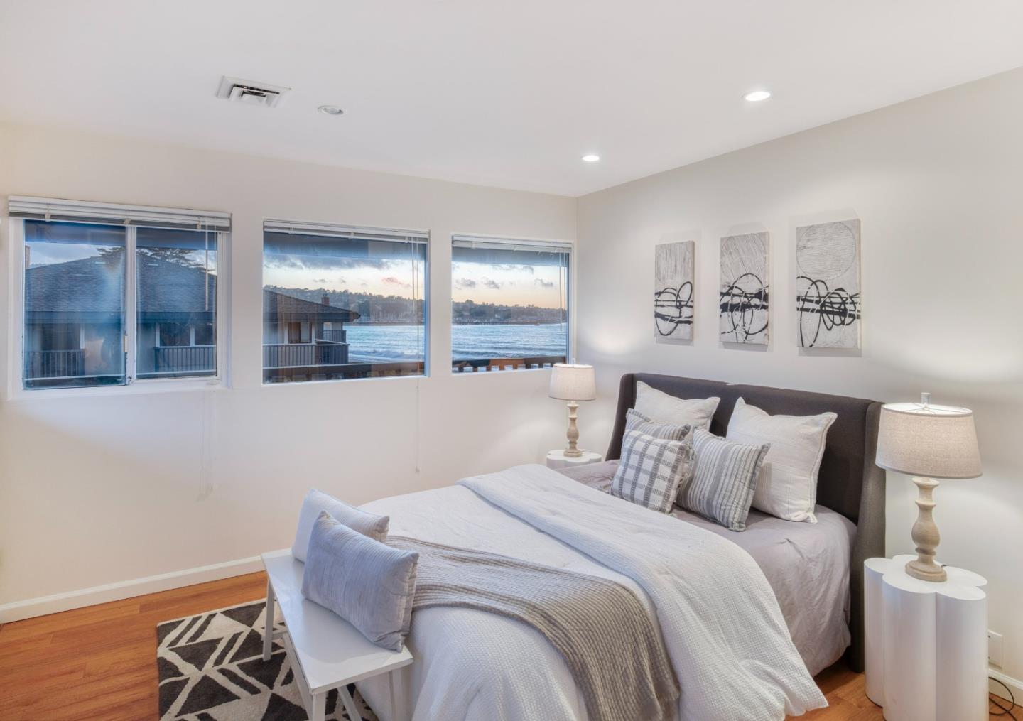 Detail Gallery Image 11 of 18 For 19 La Playa St, Monterey,  CA 93940 - 2 Beds | 2/1 Baths