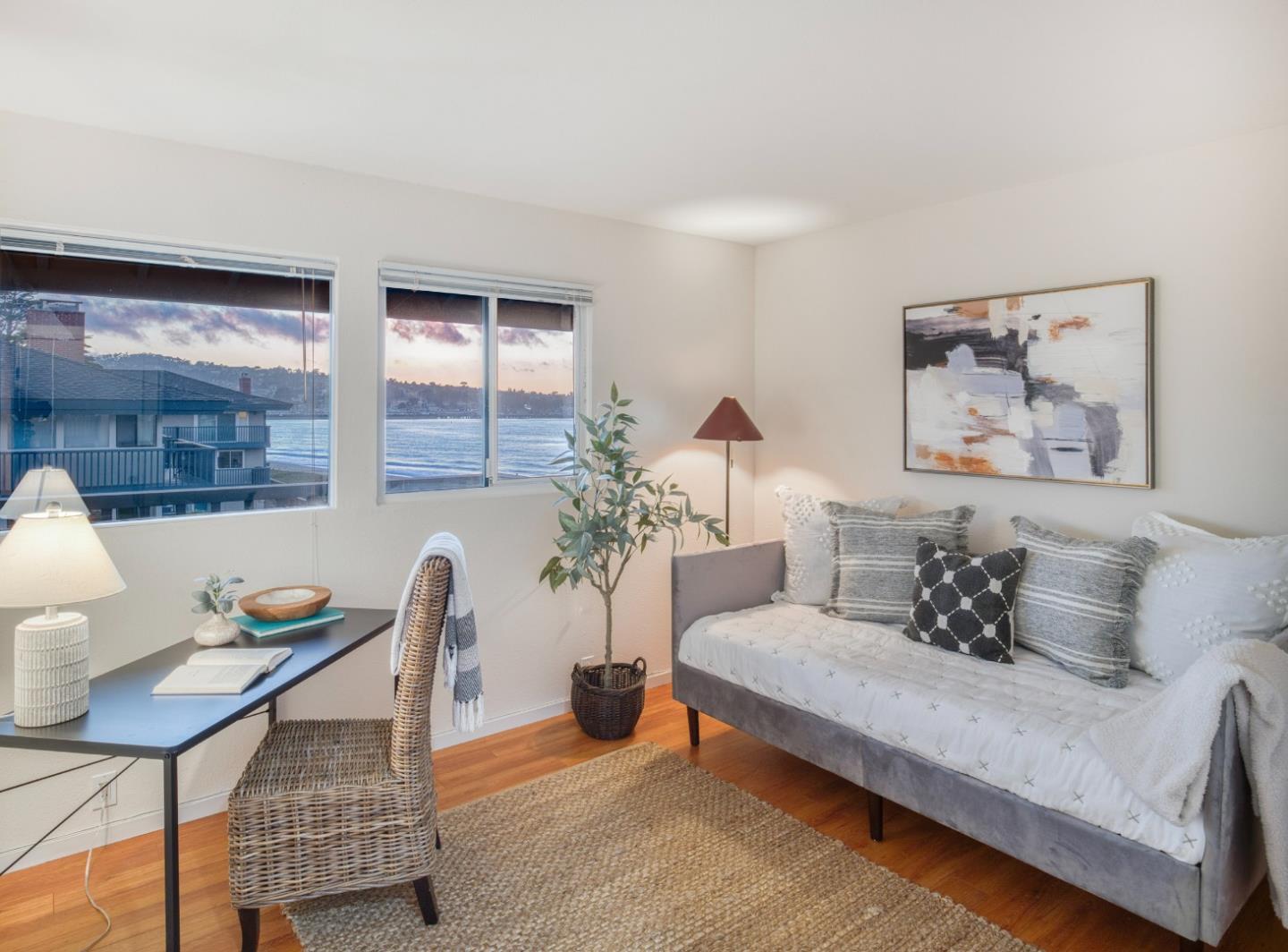 Detail Gallery Image 14 of 18 For 19 La Playa St, Monterey,  CA 93940 - 2 Beds | 2/1 Baths