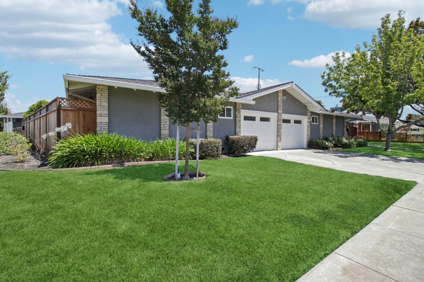 Detail Gallery Image 2 of 79 For 193 Roxbury St, Santa Clara,  CA 95050 - – Beds | – Baths
