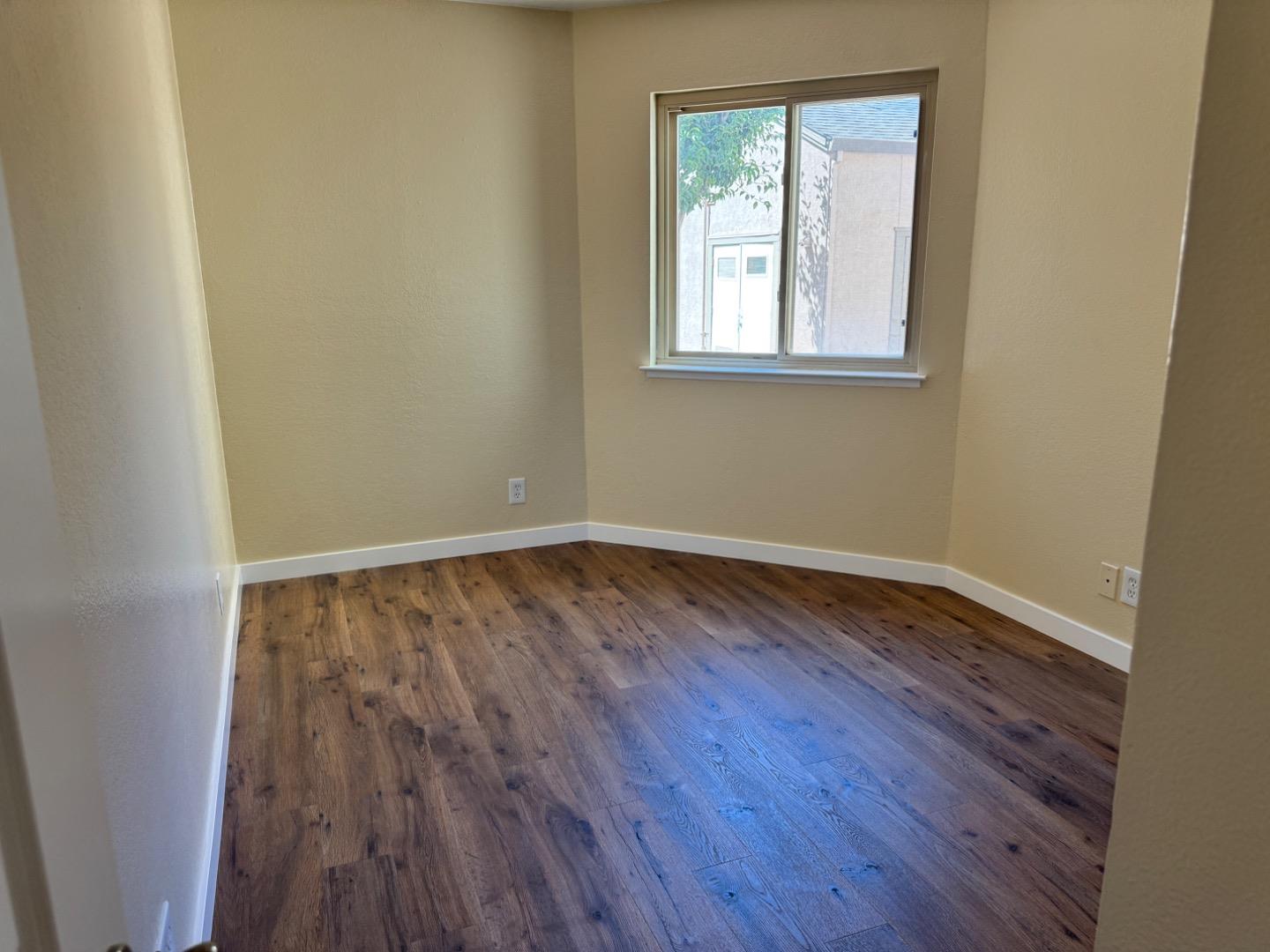Detail Gallery Image 24 of 27 For 2412 N Main St #C,  Salinas,  CA 93906 - 2 Beds | 1/1 Baths