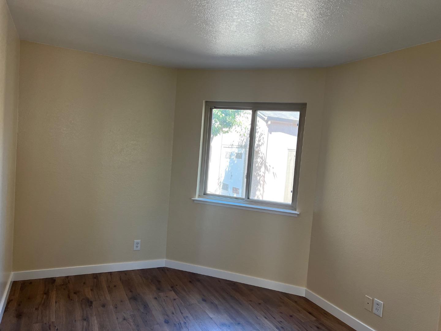 Detail Gallery Image 25 of 27 For 2412 N Main St #C,  Salinas,  CA 93906 - 2 Beds | 1/1 Baths