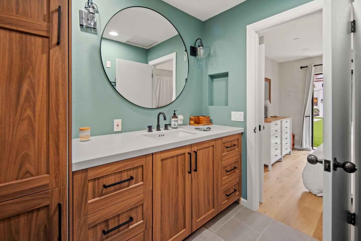 Detail Gallery Image 31 of 34 For 543 Asilomar Blvd, Pacific Grove,  CA 93950 - 5 Beds | 5/1 Baths