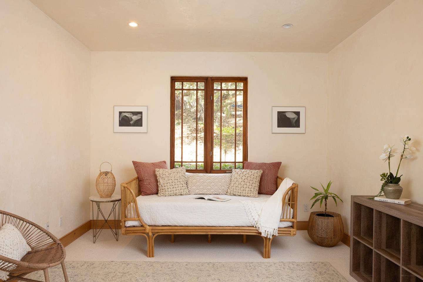 Detail Gallery Image 18 of 39 For 175 Chaparral Rd, Carmel Valley,  CA 93924 - 5 Beds | 2/1 Baths