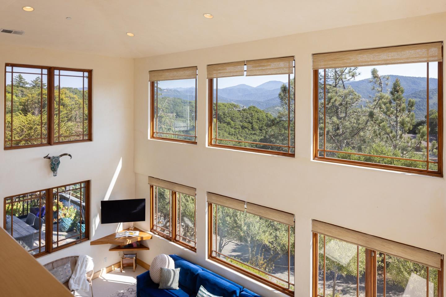 Detail Gallery Image 28 of 39 For 175 Chaparral Rd, Carmel Valley,  CA 93924 - 5 Beds | 2/1 Baths