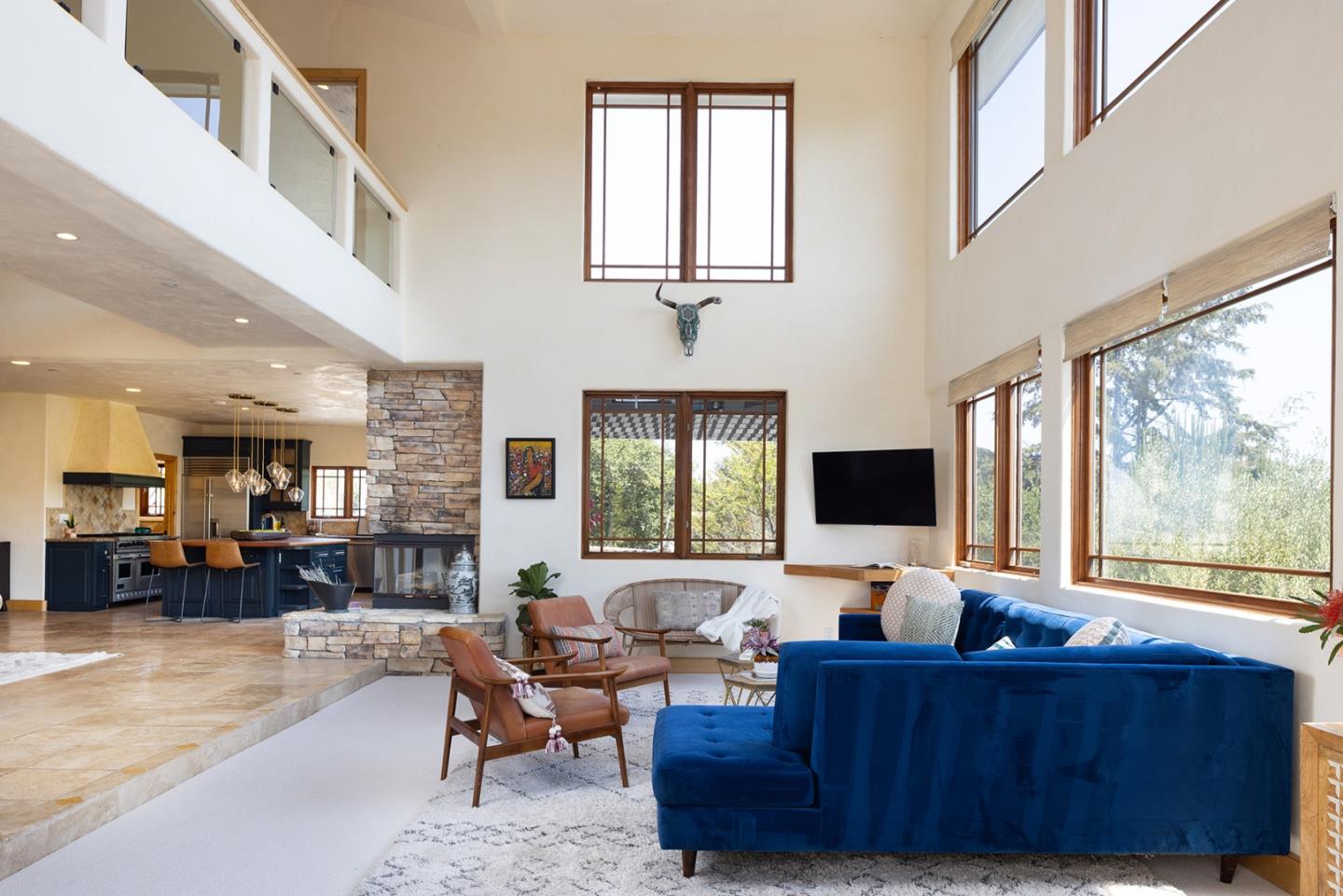 Detail Gallery Image 3 of 39 For 175 Chaparral Rd, Carmel Valley,  CA 93924 - 5 Beds | 2/1 Baths