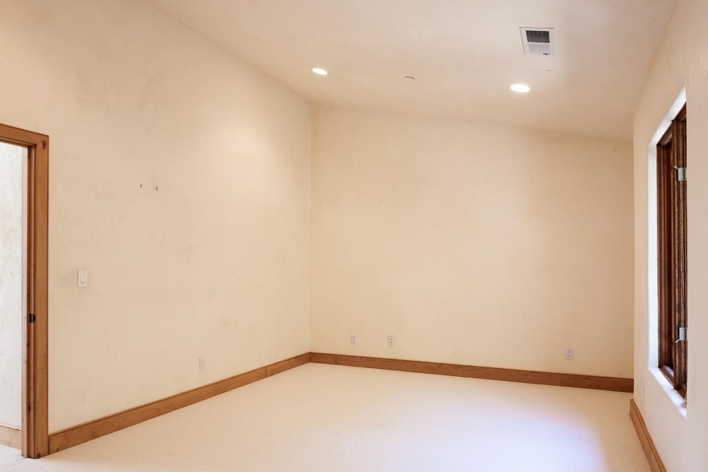 Detail Gallery Image 33 of 39 For 175 Chaparral Rd, Carmel Valley,  CA 93924 - 5 Beds | 2/1 Baths