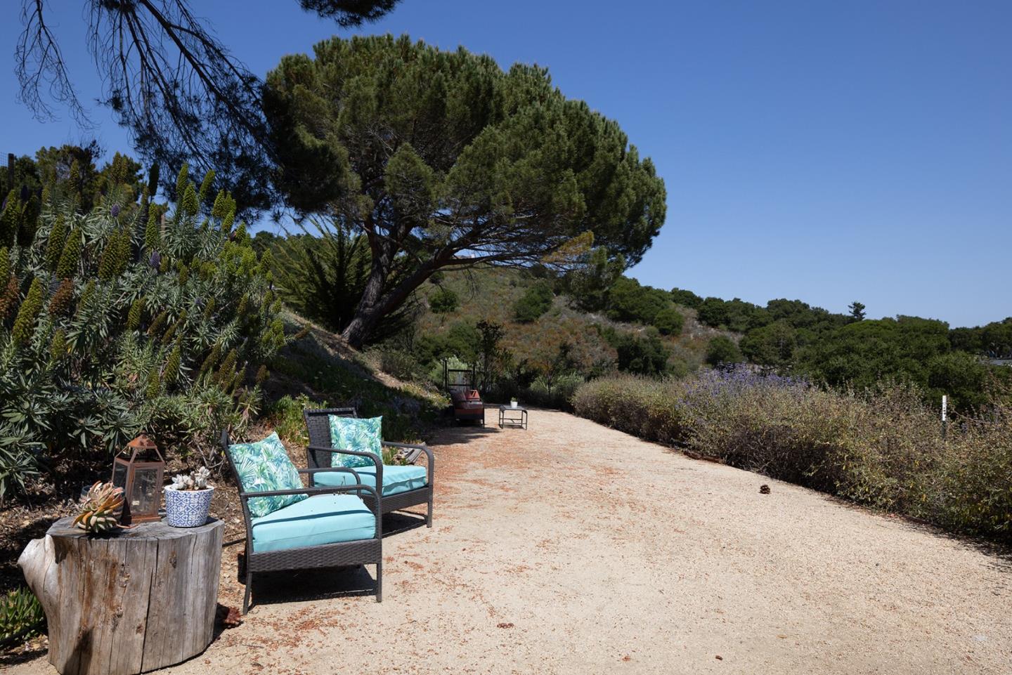 Detail Gallery Image 35 of 39 For 175 Chaparral Rd, Carmel Valley,  CA 93924 - 5 Beds | 2/1 Baths