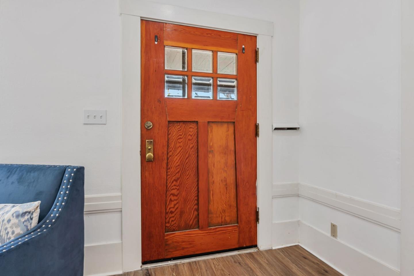 Detail Gallery Image 4 of 31 For 53 Cleaves Ave, San Jose,  CA 95126 - 3 Beds | 2 Baths