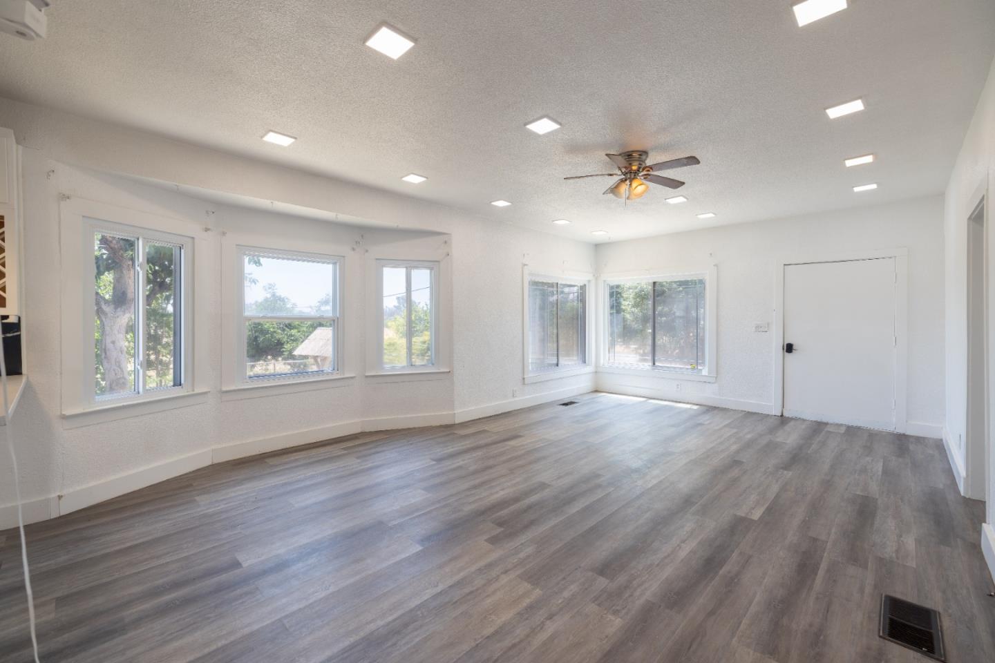 Detail Gallery Image 22 of 65 For 11835 Hobday Rd, Wilton,  CA 95693 - 3 Beds | 1/1 Baths